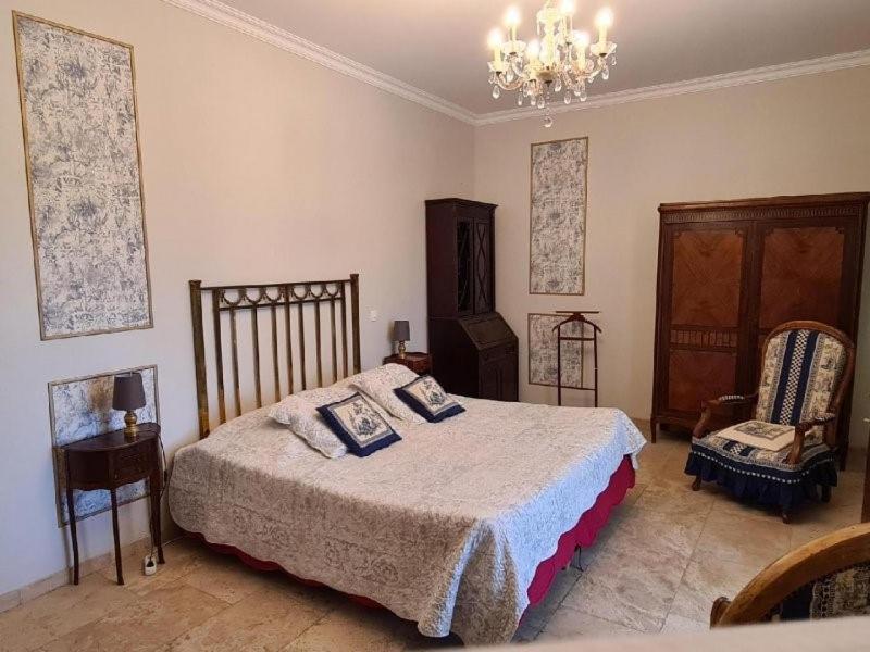 Violès Le Mogador Chateau Du Martinet מראה חיצוני תמונה