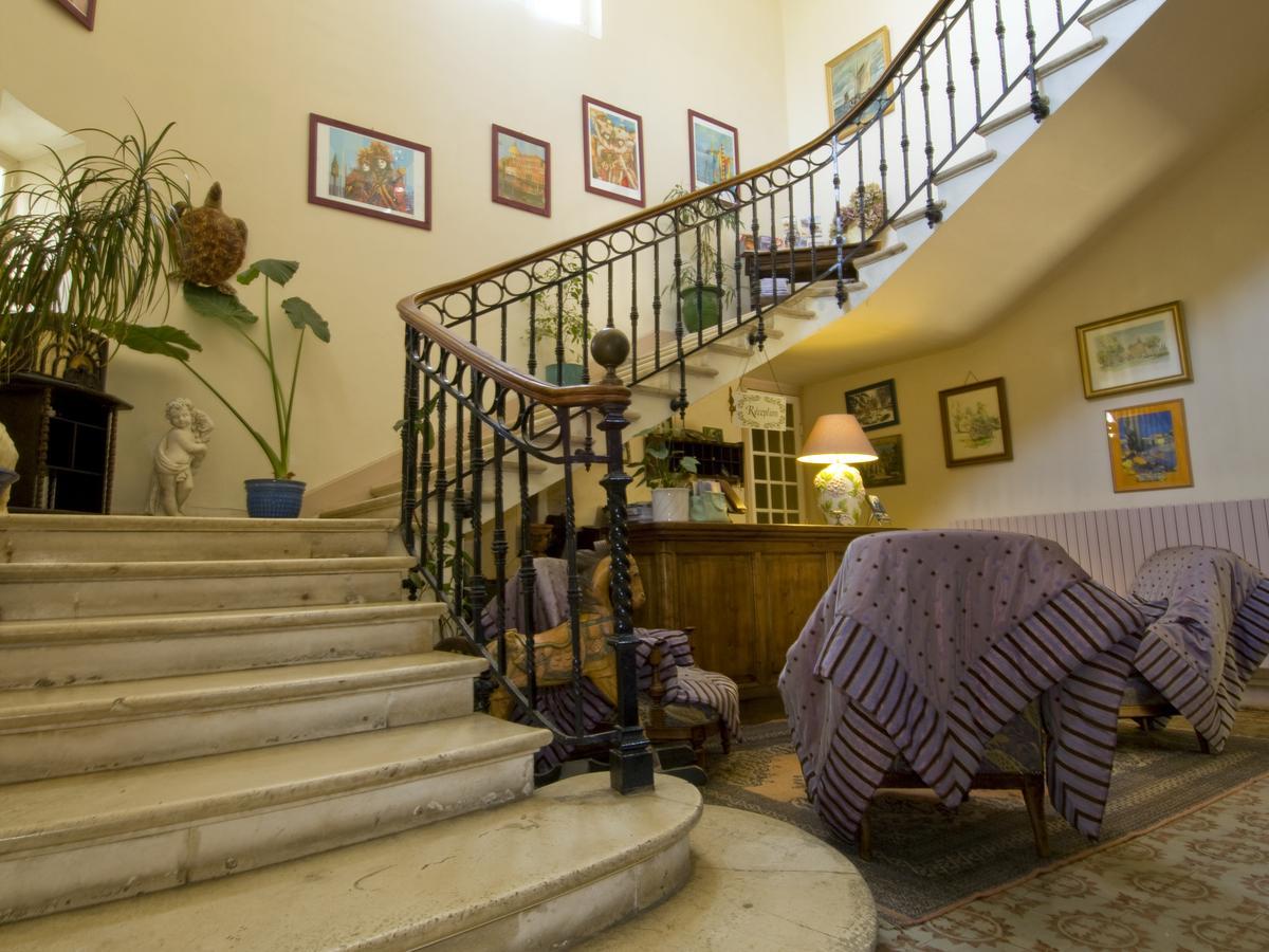 Violès Le Mogador Chateau Du Martinet מראה חיצוני תמונה