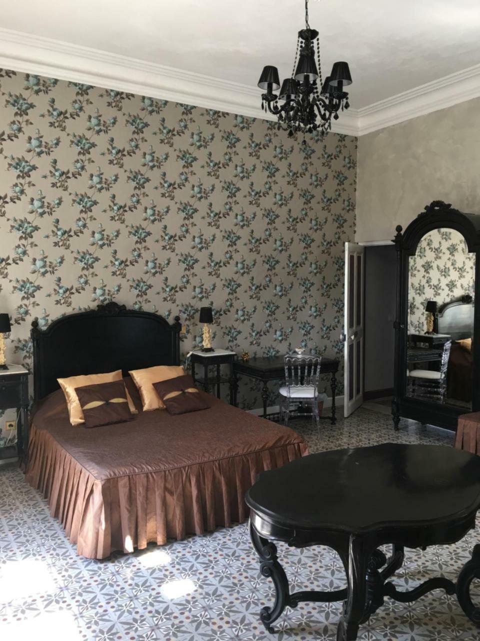 Violès Le Mogador Chateau Du Martinet מראה חיצוני תמונה